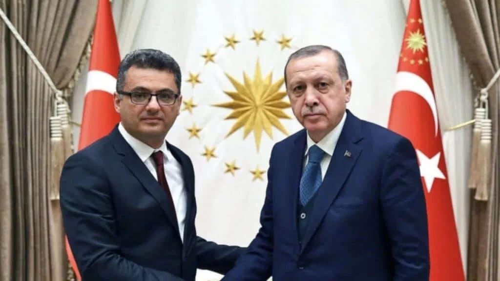 Первый зарубежный визит Эрхюрмана состоится в Анкаре