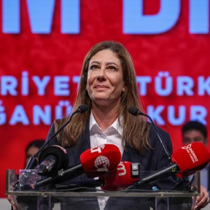 Впервые женщину избрали лидером СТР