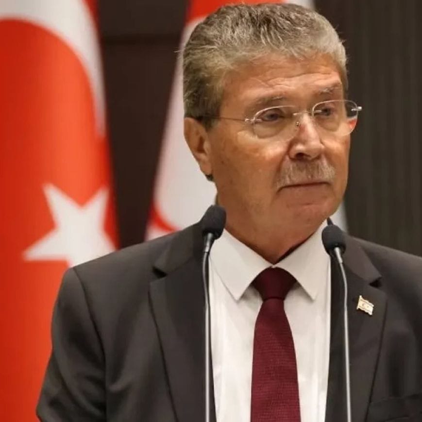 Премьер-министр Юстел: «Не исключаем досрочные выборы, если это необходимо»