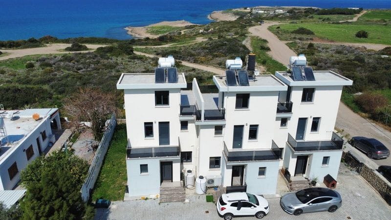 3-комнатный таунхаус 110 м² с двумя террасами на первой береговой линии - фото № 29