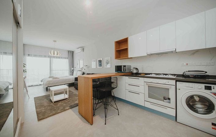 Студия 50 м2 c балконом 9м2 - фото № 10