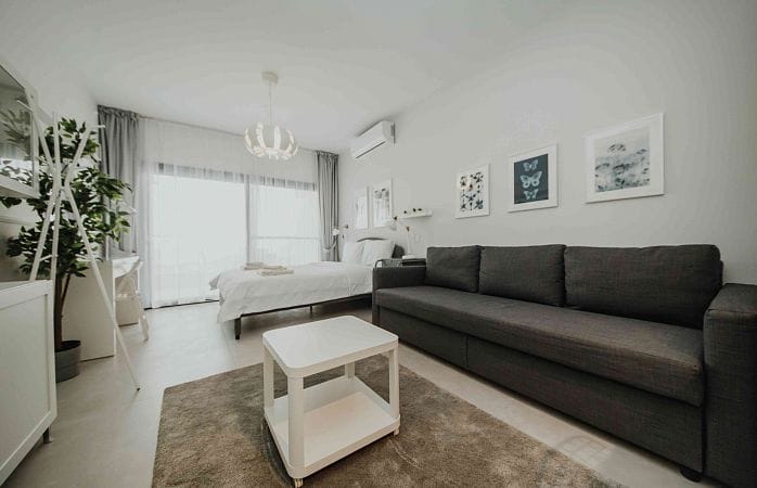 Студия 50 м2 c балконом 9м2 - фото № 13
