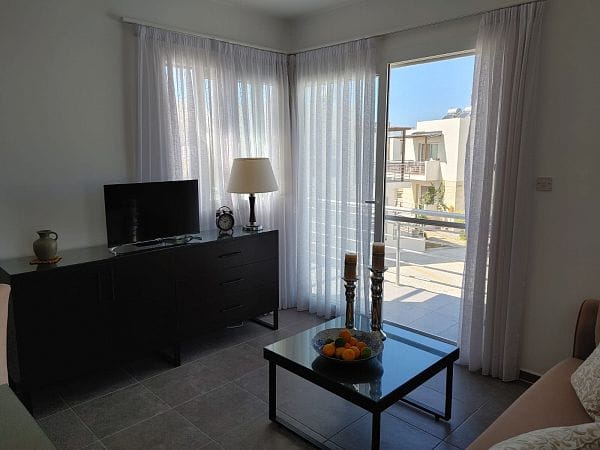 2-комнатные апартаменты 46м2 с террасой 12м2 в 300 метрах от моря - фото № 7