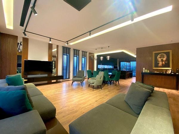Элитная 5-комнатная вилла 360м2 с собственным участком земли - фото № 9
