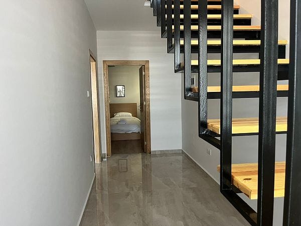 Двухэтажные апартаменты 2+1 (108 м2 ) в красивом комплексе в Эсентепе - фото № 12
