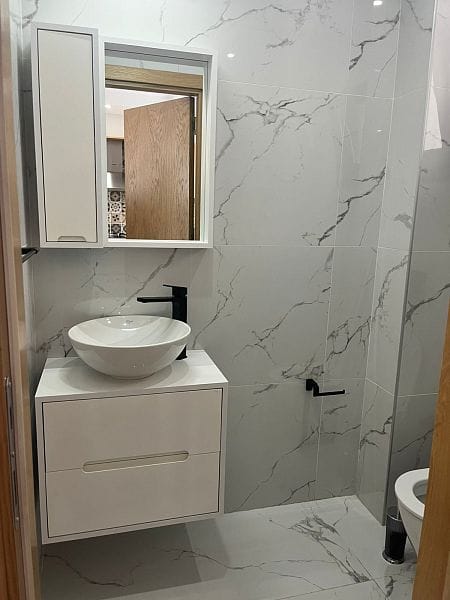 Двухэтажные апартаменты 2+1 (108 м2 ) в красивом комплексе в Эсентепе - фото № 15