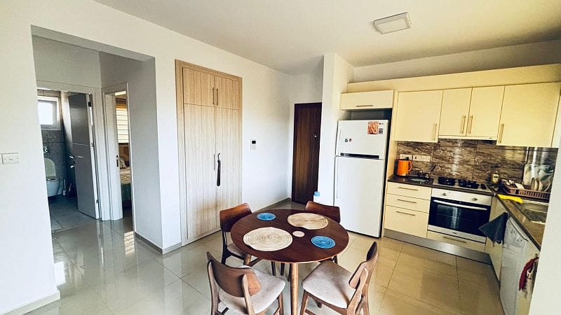 3-комнатные апартаменты 81м2 с террасой в тихом комплексе - фото № 2