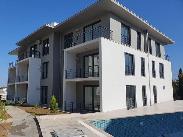 2-комнатные апартаменты 61 м² в 5 минутах от пляжа - фото № 1