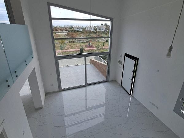 3-комнатные апартаменты loft 140 м² с большой террасой 38 м² в уютном комплексе - фото № 1