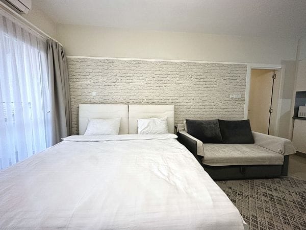 Студия 51 м² с террасой 8,2 м², откуда открывается вид на море - фото № 7