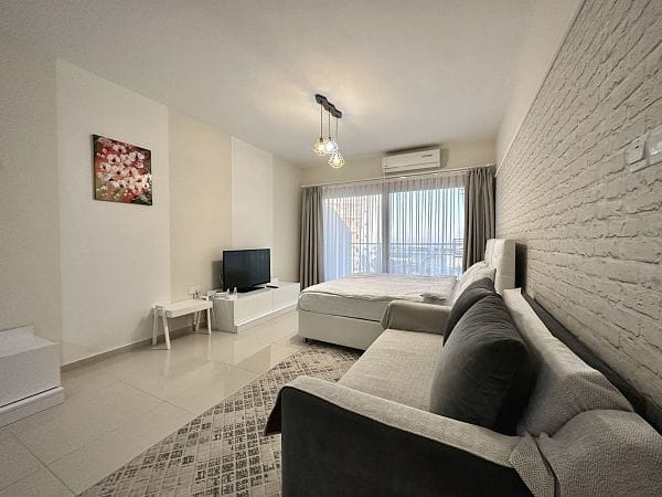 Студия 51 м² с террасой 8,2 м², откуда открывается вид на море - фото № 9