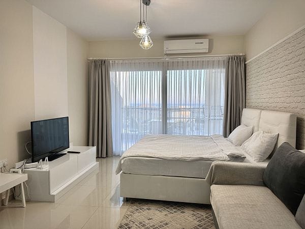 Студия 51 м² с террасой 8,2 м², откуда открывается вид на море - фото № 11