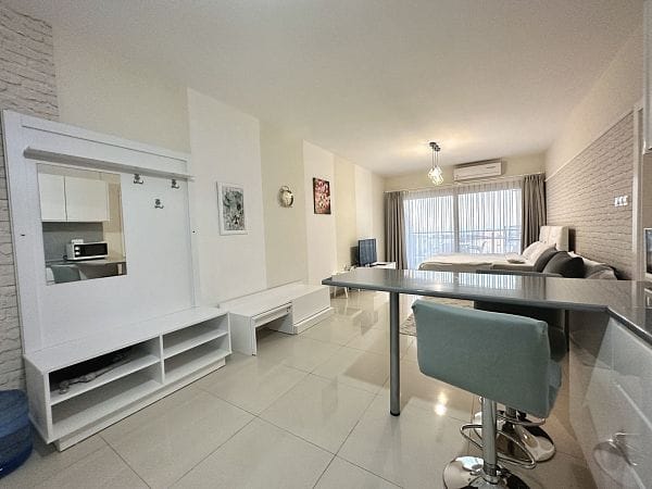 Студия 51 м² с террасой 8,2 м², откуда открывается вид на море - фото № 15
