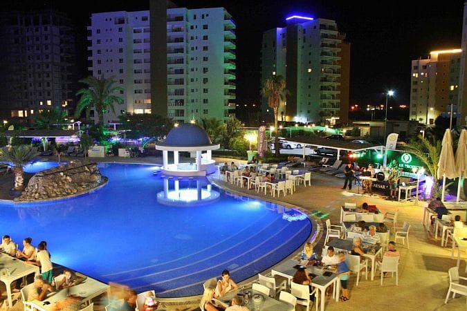 2-комнатные апартаменты 65м2 с террасой 8м2 в курортном комплексе - фото № 46