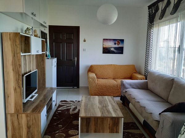 3-комнатные апартаменты 50 м² с частной террасой 50 м² и потрясающим видом на горы - фото № 2