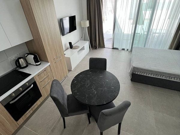 Студия 40м2 с террасой 8м2 в 250 метрах от пляжа - фото № 2