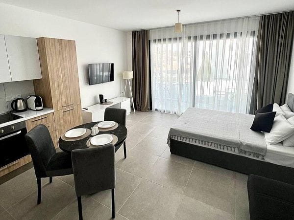 Студия 40м2 с террасой 8м2 в 250 метрах от пляжа - фото № 3