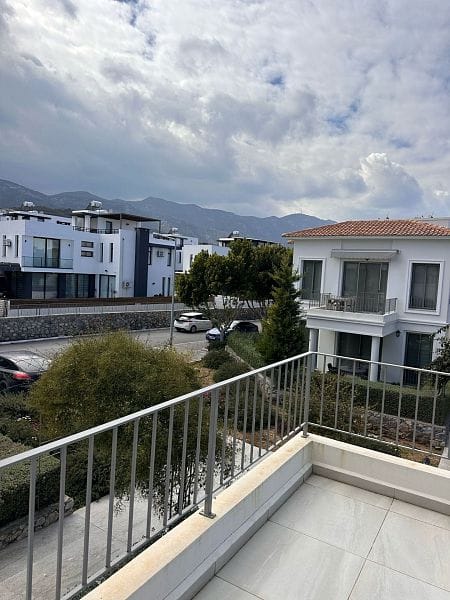 3-комнатные апартаменты 104м2 с террасой 13м2 в живописном комплексе - фото № 16