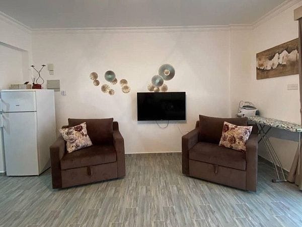 Студия 42м2 с террасой 7м2 с видом на бассейн - фото № 2