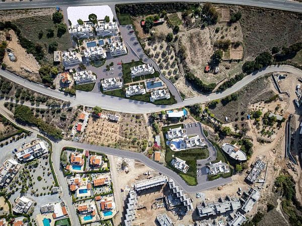 2-комнатные апартаменты 52 м² в комплексе с частным пляжем - фото № 28