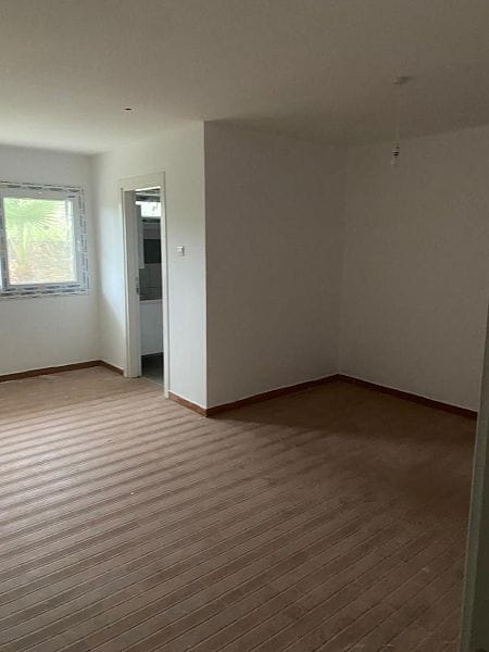Двухуровневые 6-комнатные апартаменты 260 м² в комплексе в 10 минутах от моря - фото № 21