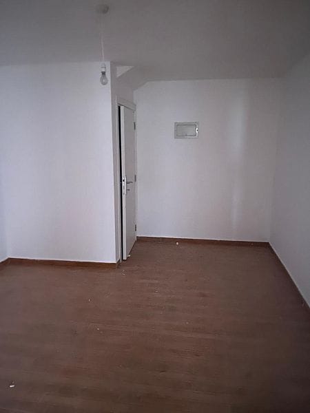 Двухуровневые 6-комнатные апартаменты 260 м² в комплексе в 10 минутах от моря - фото № 26
