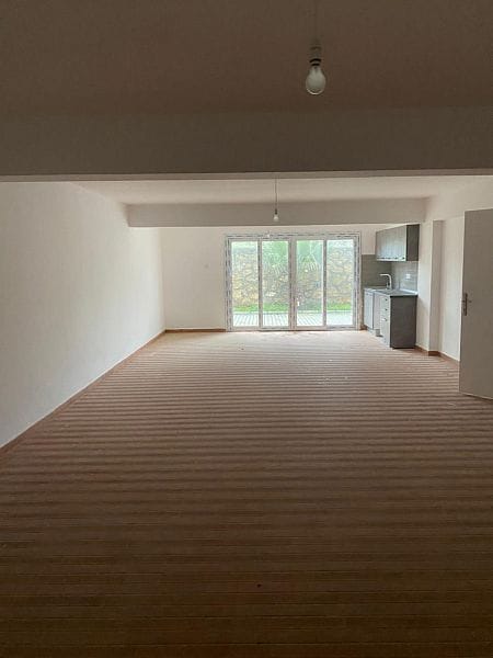Двухуровневые 6-комнатные апартаменты 260 м² в комплексе в 10 минутах от моря - фото № 31