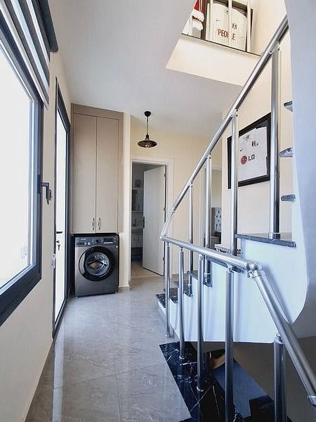 3-комнатный таунхаус 110 м² с двумя террасами на первой береговой линии - фото № 9