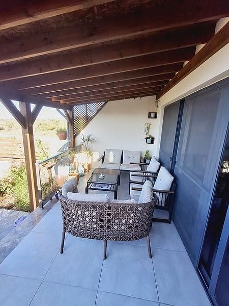 3-комнатный таунхаус 110 м² с двумя террасами на первой береговой линии - фото № 24