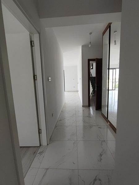 3-комнатный пентхаус 85 м² с террасой на крыше 85 м² - фото № 49
