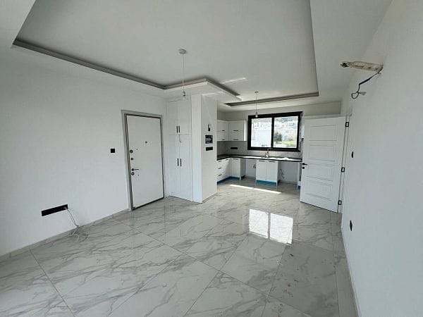 3-комнатные апартаменты 69м2 с террасой в Алсанджаке - фото № 3