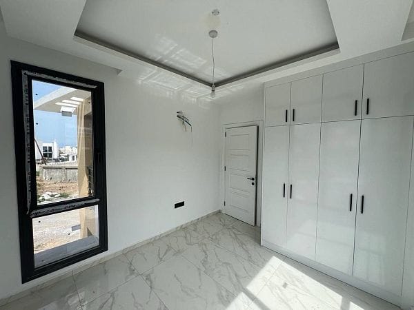 3-комнатные апартаменты 69м2 с террасой в Алсанджаке - фото № 13