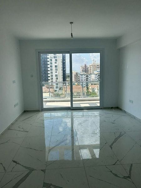 3-комнатные апартаменты 78 м² в современном комплексе в Искеле - фото № 3