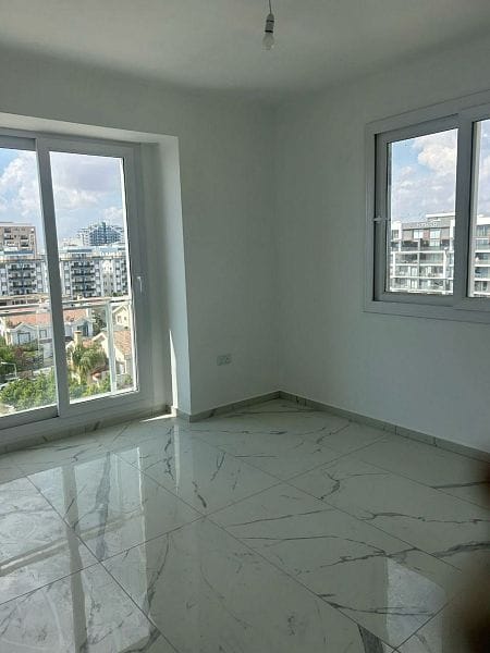3-комнатные апартаменты 78 м² в современном комплексе в Искеле - фото № 4
