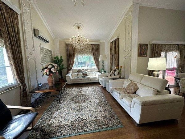 5-комнатная вилла 235 м² с приватным бассейном и собственным участком земли - фото № 3