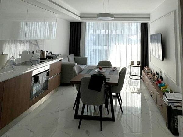 2-комнатные апартаменты 60 м² с дизайн пакетом в элитном комплексе в 650 метрах от пляжа - фото № 3