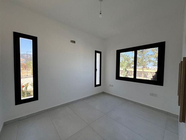 4-комнатные апартаменты 117 м² с террасой 11 м² с мебелью и техникой в Эсентепе - фото № 12