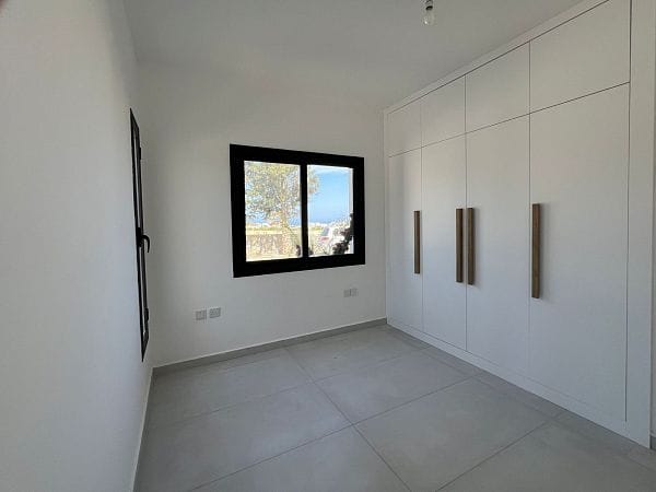 4-комнатные апартаменты 117 м² с террасой 11 м² с мебелью и техникой в Эсентепе - фото № 14