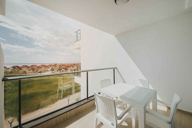 Студия с нишей 60 м² с террасой 9 м² в курортном комплексе - фото № 12