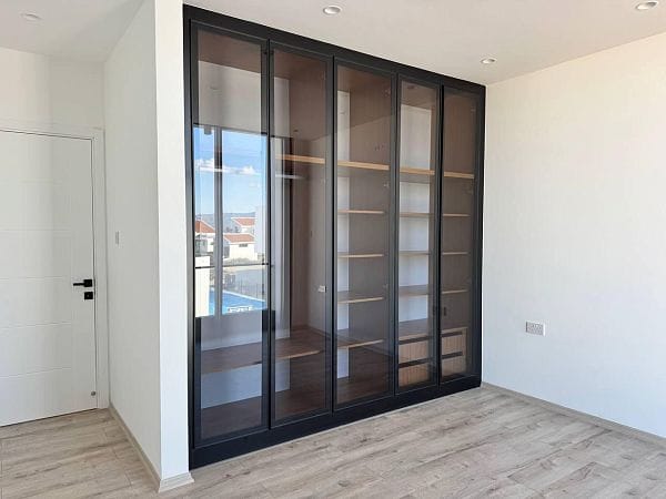 4-комнатная вилла 253 м² с двумя террасами и частным бассейном - фото № 6