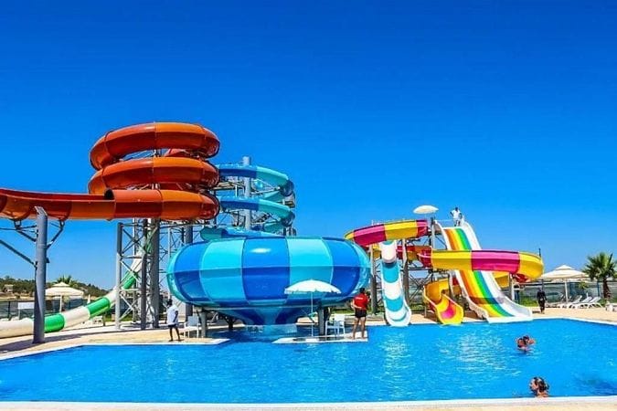 Полностью меблированная 5-спальная вилла 200 м² с отдельным участком земли 580 м² в 160 метрах от пляжа - фото № 36