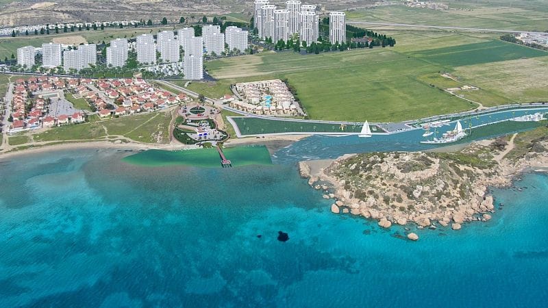 Полностью меблированная 5-спальная вилла 200 м² с отдельным участком земли 580 м² в 160 метрах от пляжа - фото № 41