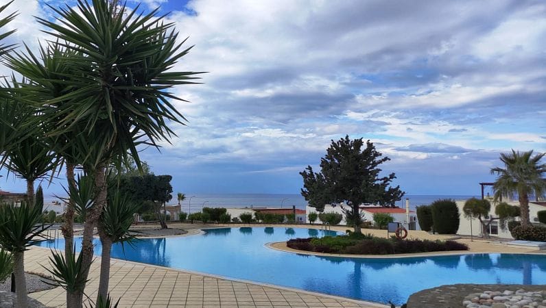 2-комнатные апартаменты 45,5 м² с видом на море и горы - фото № 12