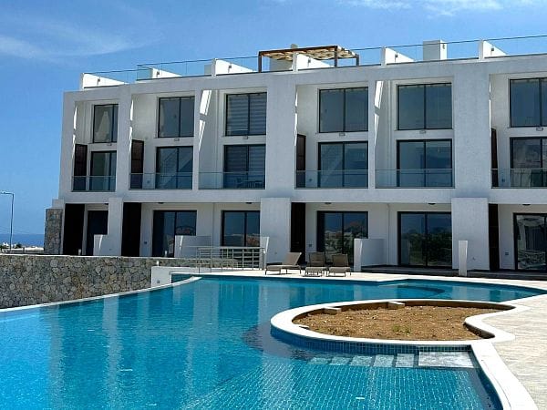 Студия 54 м² с террасой 13 м² - фото № 1