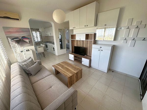 3-комнатные апартаменты 50 м² с частной террасой 50 м² и потрясающим видом на горы - фото № 2