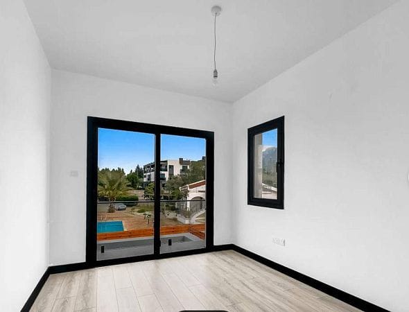4-комнатная вилла 267 м² с террасой 57 м² с собственным участком земли - фото № 15