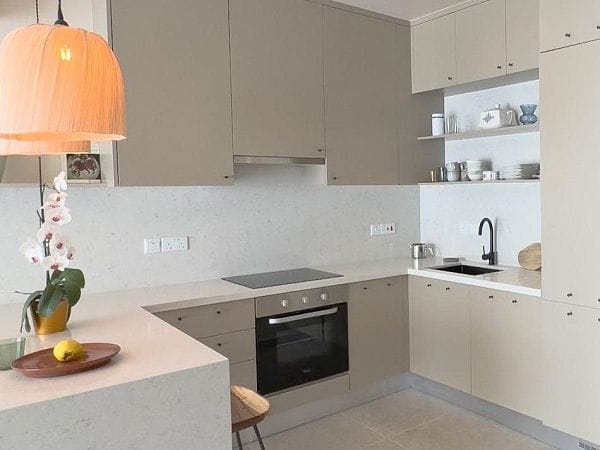 Студия 53 м² с балконом 8 м² в 300 метрах от пляжа с дизайнерским ремонтом - фото № 5