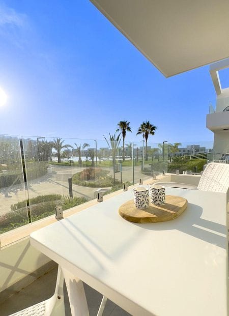Студия 53 м² с балконом 8 м² в 300 метрах от пляжа с дизайнерским ремонтом - фото № 21