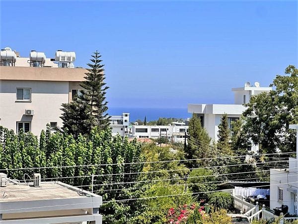 2-комнатные апартаменты 65 м² в 5 минутах от пляжа - фото № 2