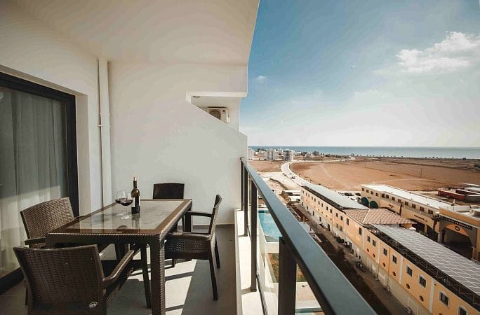Студия 36 м² с террасой 16 м² и дизайн-пакетом в СПА комплексе - фото № 19